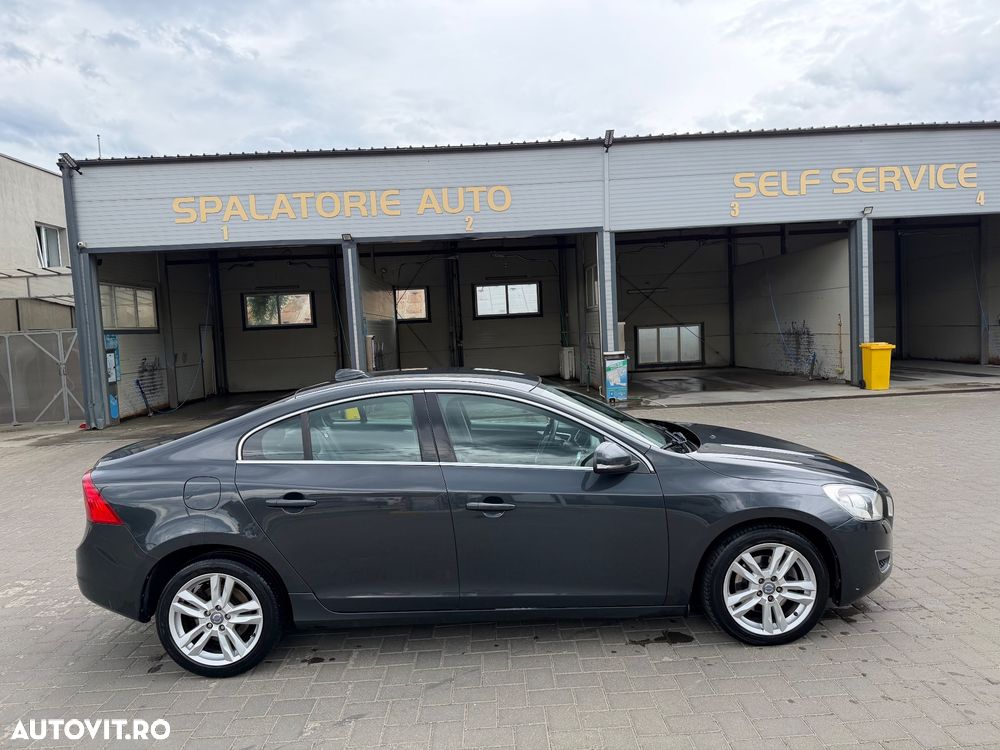 Volvo S60 D4 Geartronic Business Edition - 21