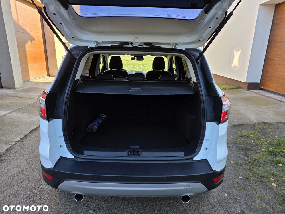 Ford Kuga 2.0 TDCi 4x4 Trend - 11