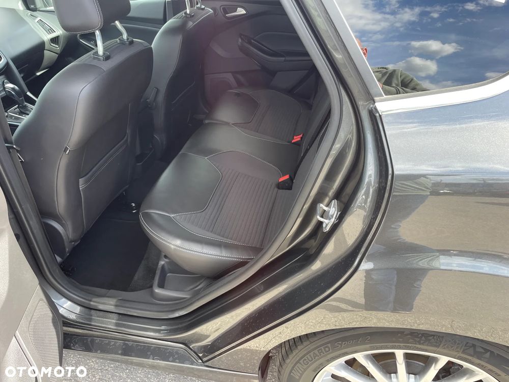 Ford Focus - 12