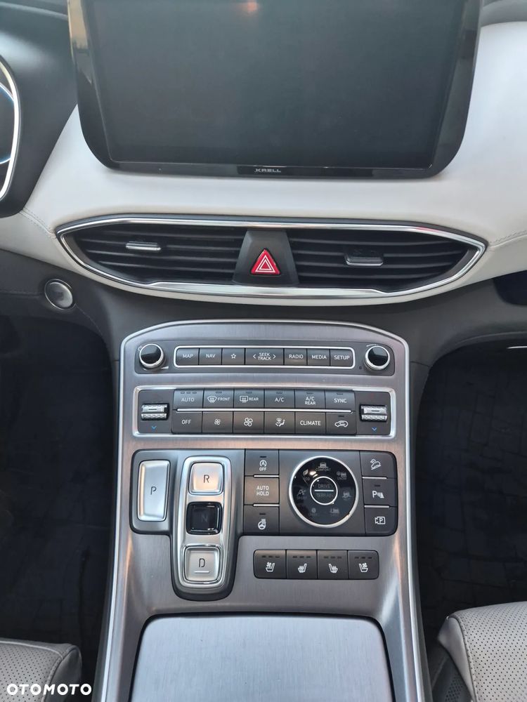 Hyundai Santa Fe - 12
