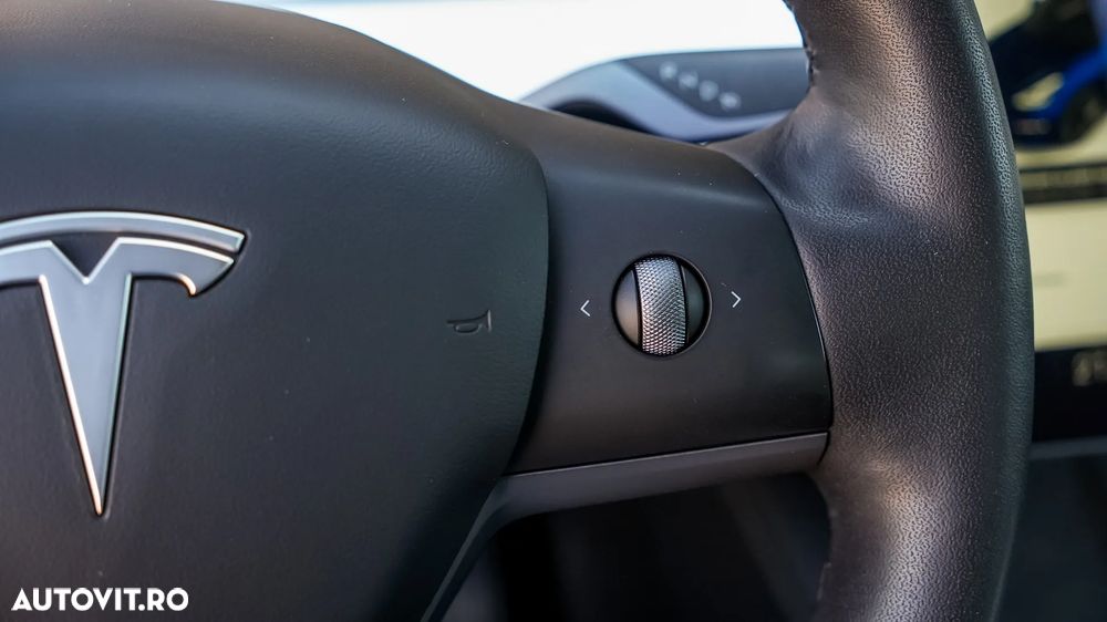 Tesla Model 3 Langstreckenbatterie Allradantrieb Dual Motor - 22