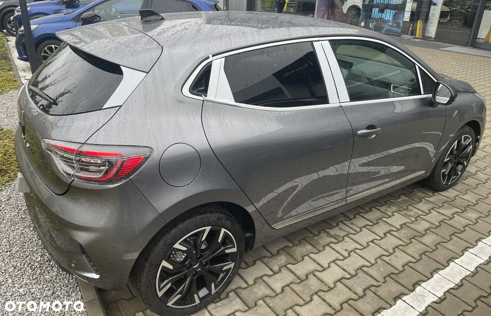 Renault Clio - 7