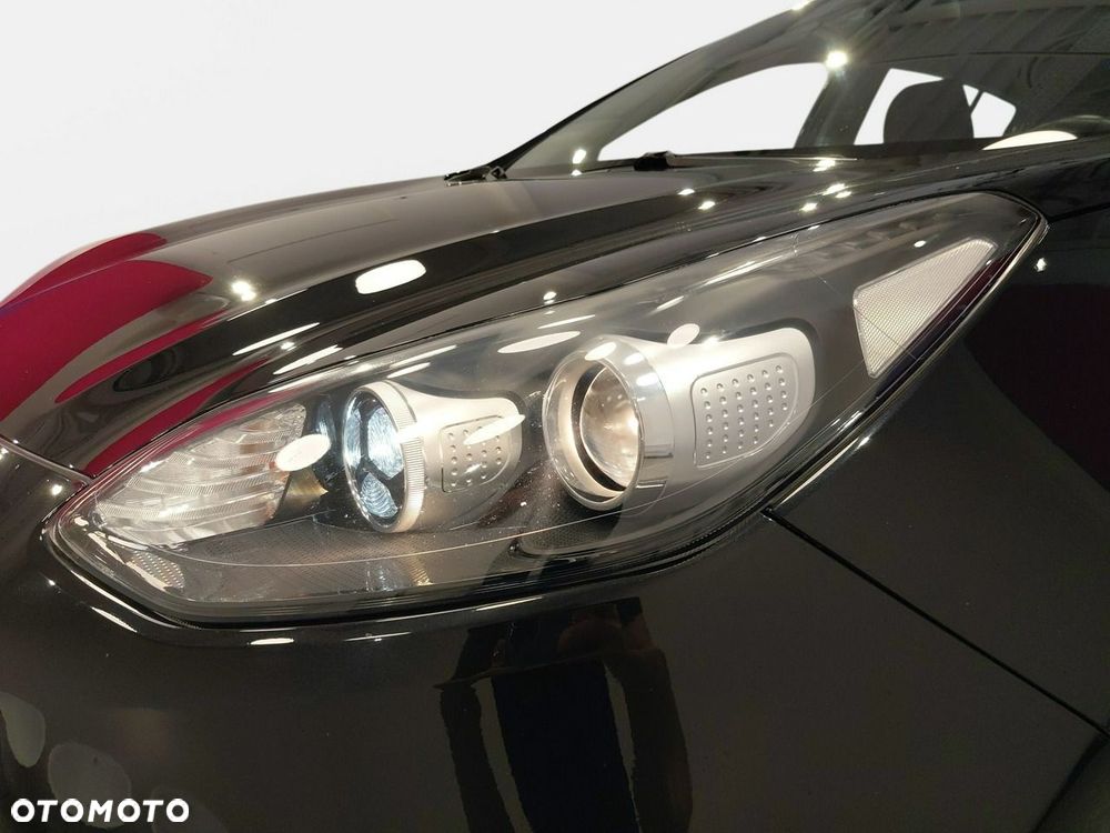 Kia Sportage - 10