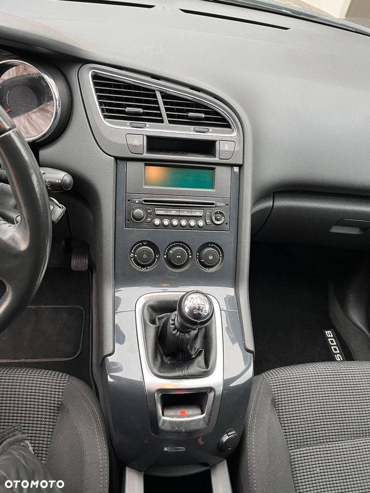 Peugeot 5008 2.0 HDi Active - 16