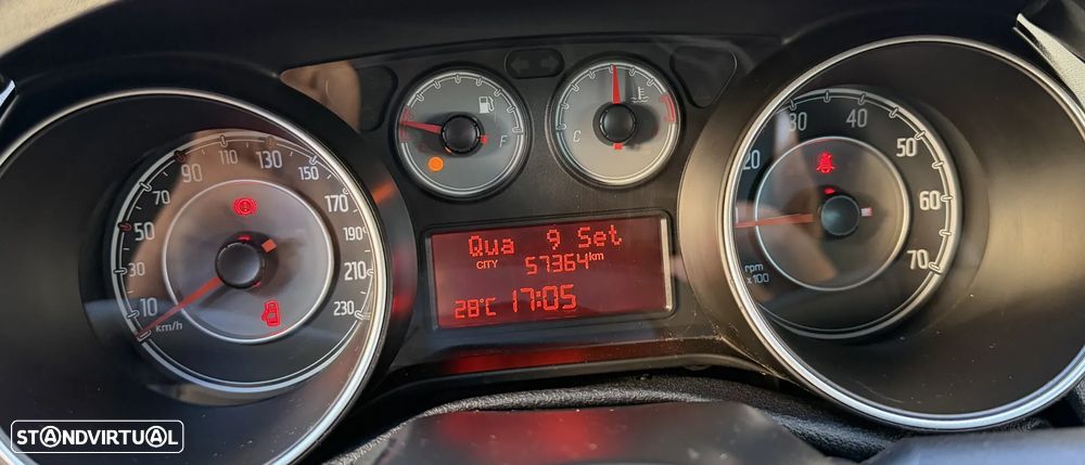 Fiat Punto 1.2 Lounge S&S - 16