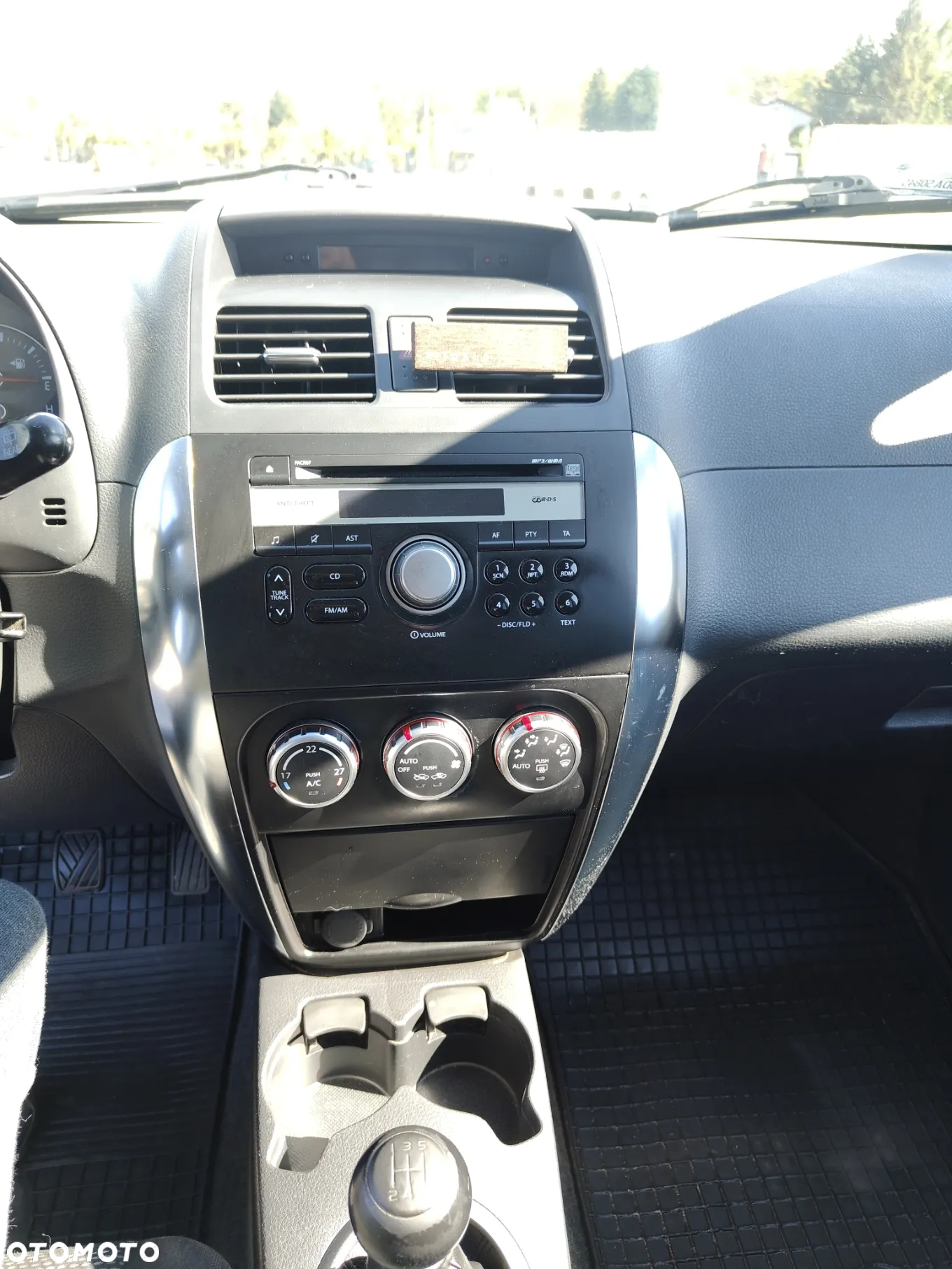 Suzuki SX4 1.6 GLX / Comfort - 17