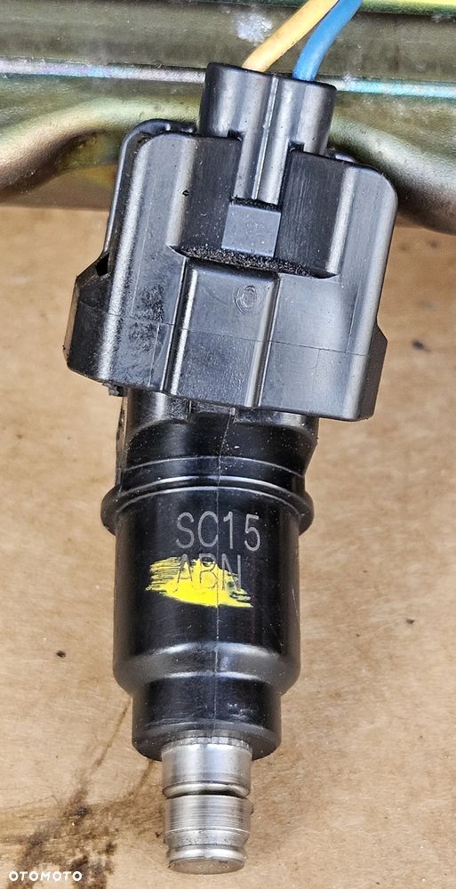 Honda CRV CR-V 2.0 16V II i-VTEC listwa wtryskowa wtryskiwacz SC15 ABN - 2