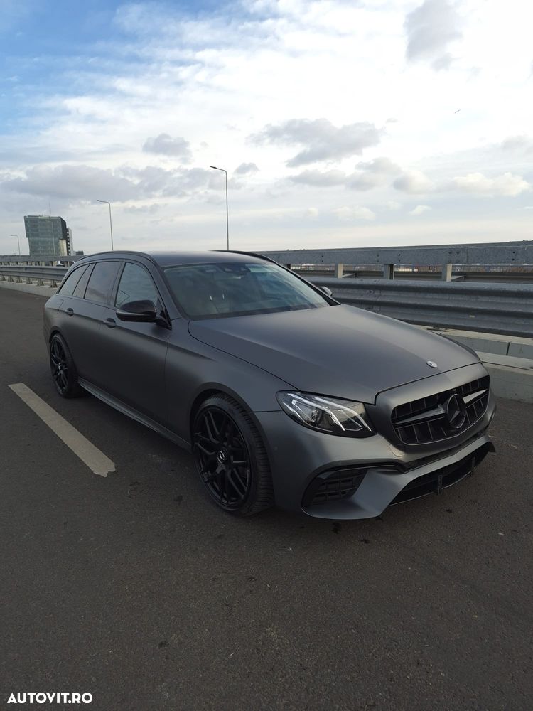 Mercedes-Benz E 220 d T-Modell Aut - 2