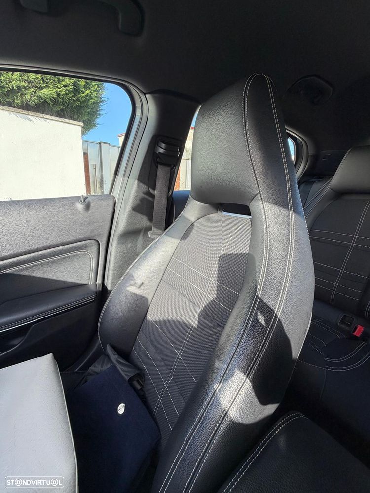 Mercedes-Benz GLA 200 (CDI) d - 13