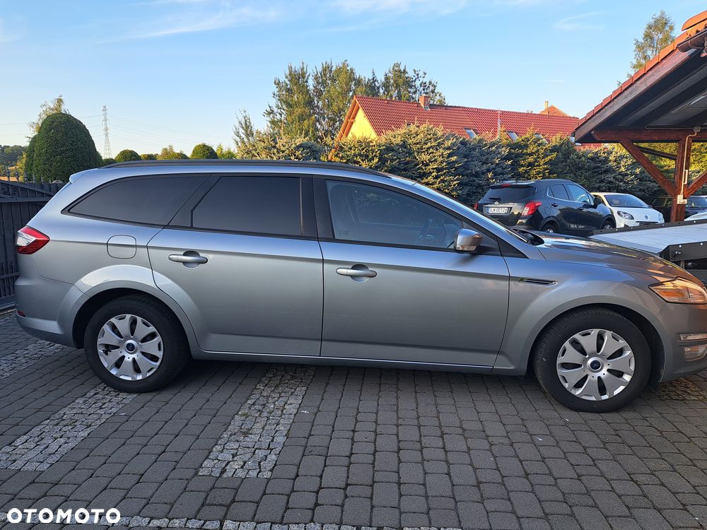 Ford Mondeo 2.0 TDCi Champions Edition - 4