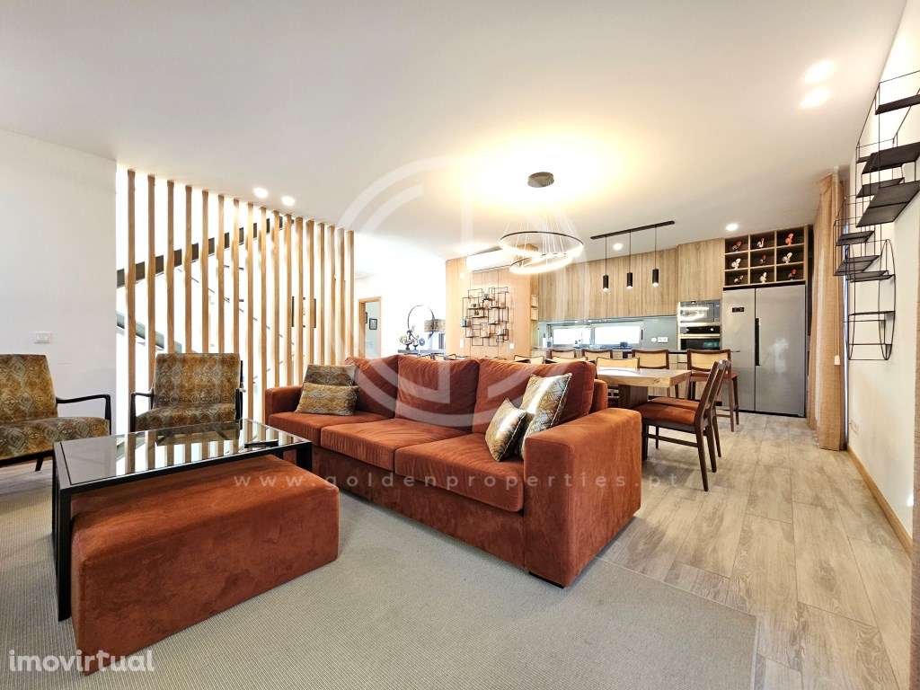 Moradia T5 Individual semi-nova em Alcantarilha, Silves - Grande imagem: 5/48