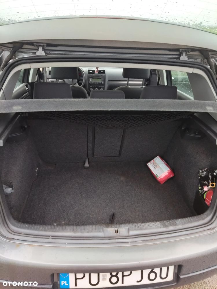 Volkswagen Golf 1.6 FSI Goal - 8