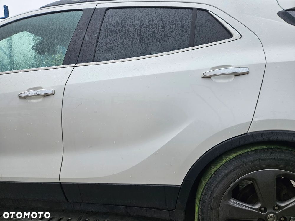 Opel Mokka GYN Drzwi Lewe Tylne Lewy Tył - 1