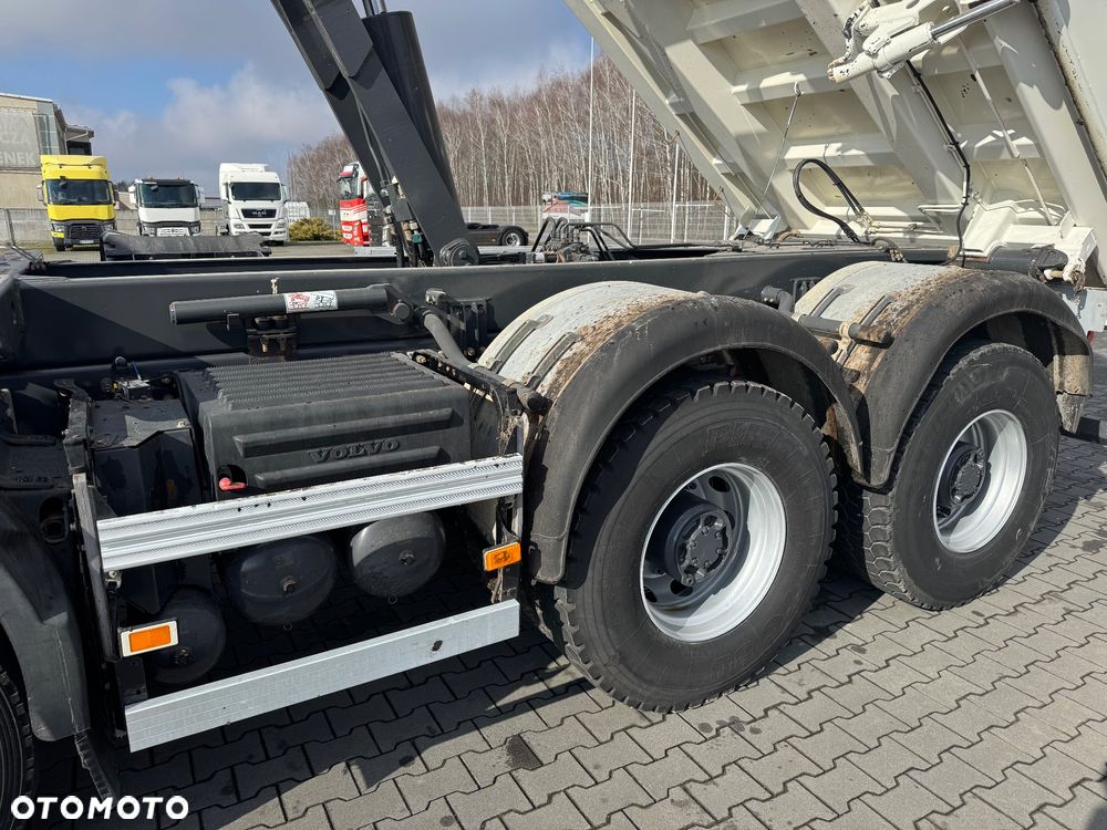 Volvo FMX 460 13L 8x4 MEILLER HYDROBURTA ładne i zadbane - 26