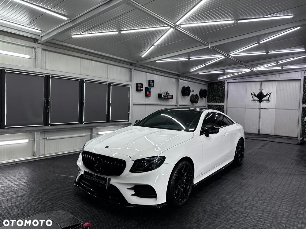 Mercedes-Benz Klasa E 220 d 4Matic 9G-TRONIC AMG Line - 3