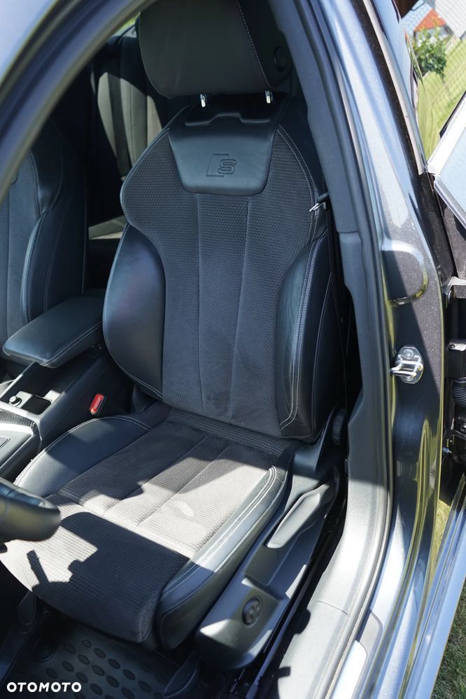 Audi A4 Avant 40 TFSI S tronic S line - 14