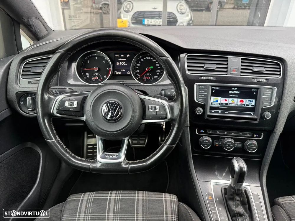 VW Golf 2.0 TDI GTD DSG - 17