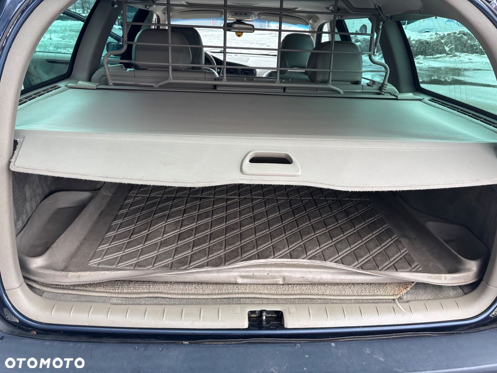 Volvo XC 70 AWD Momentum - 19