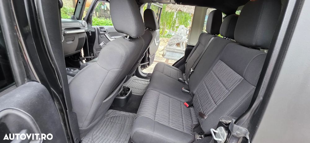 Jeep Wrangler Unlimited Hard-Top 2.8 CRD Automatik Rubicon - 2