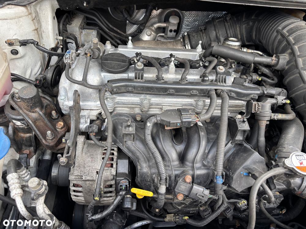 Kia Ceed 1.6 T-GDI GT - 24