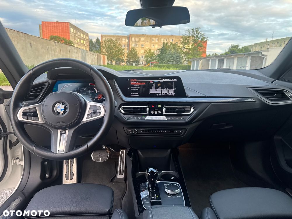 BMW Seria 2 218i M Sport - 22