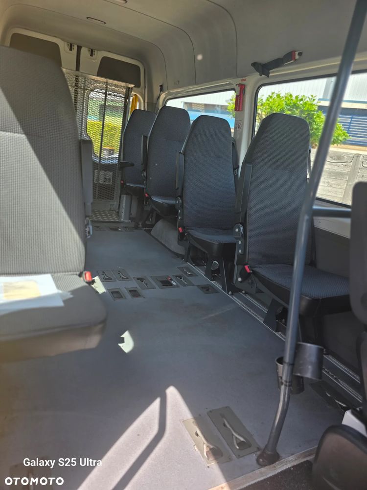Volkswagen Crafter - 23