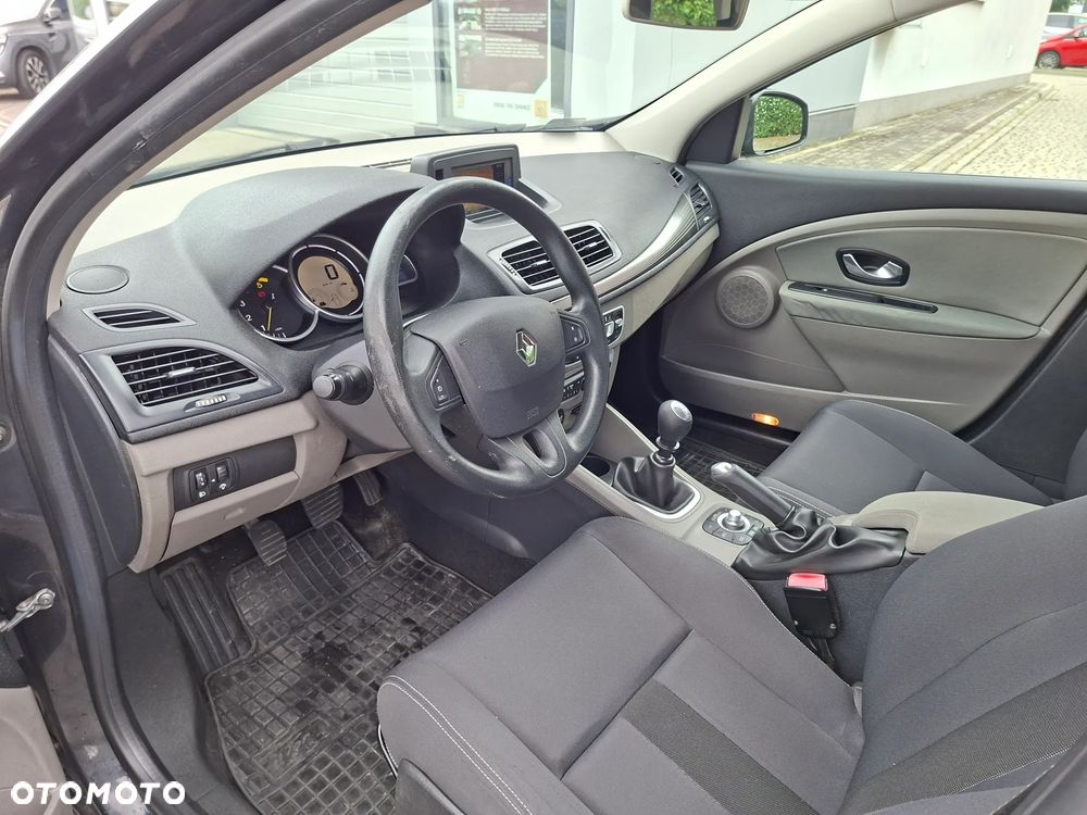 Renault Megane 1.9 dCi FAP Privilege - 9