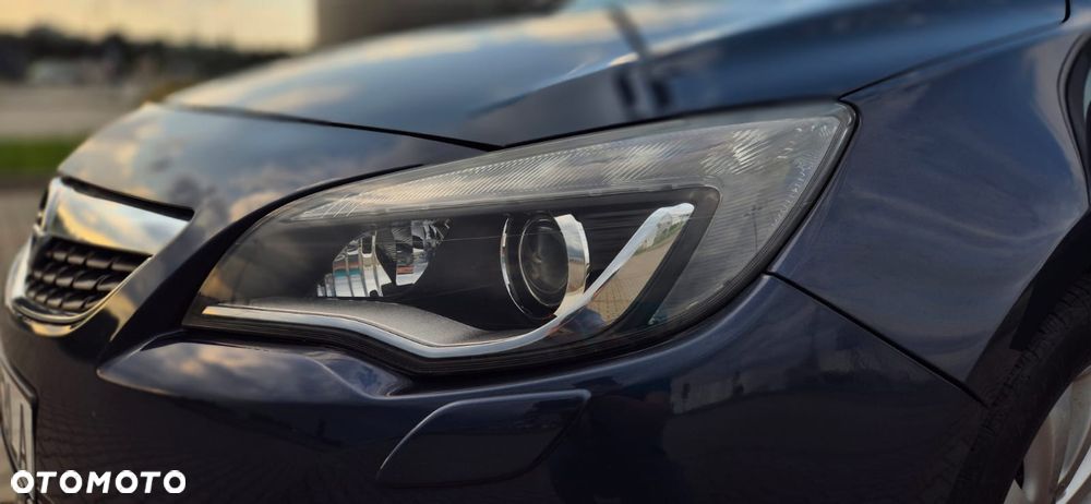 Opel Astra 2.0 CDTI DPF Automatik Cosmo - 22