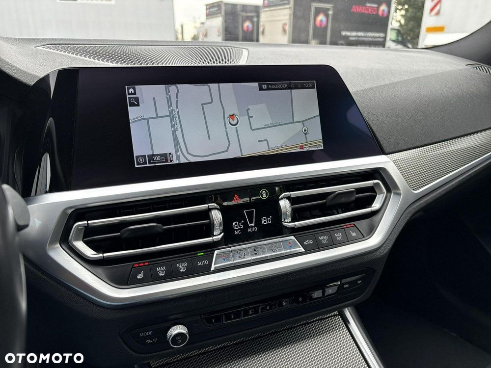 BMW Seria 3 320d M Sport sport - 19