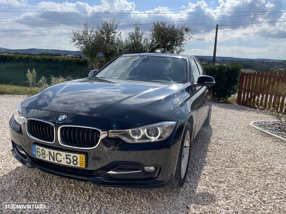BMW 318 2012 photo 2