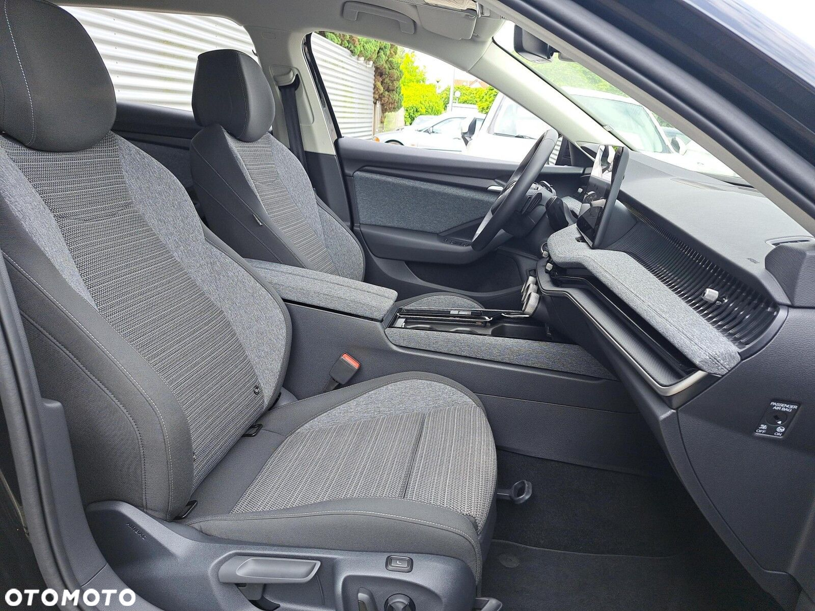Skoda Superb 2.0 TDI SCR Selection DSG - 13