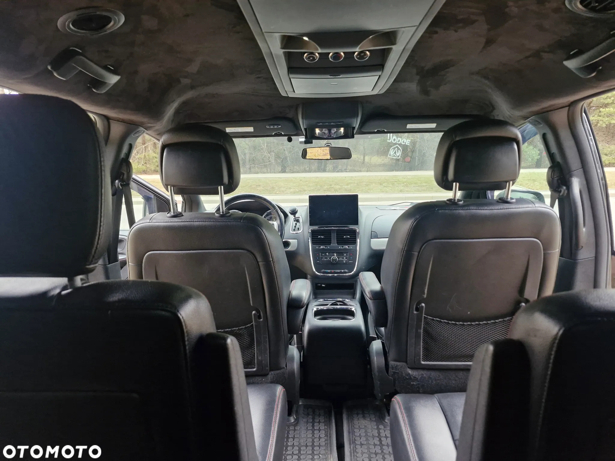 Dodge Grand Caravan 3.6 R/T - 16