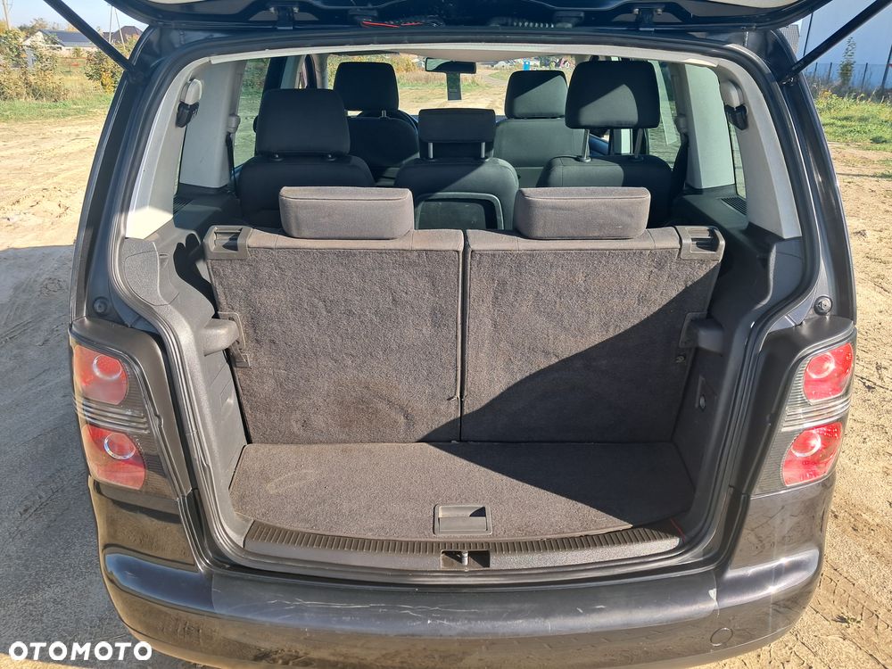Volkswagen Touran 1.9 TDI R-Line Edition - 7