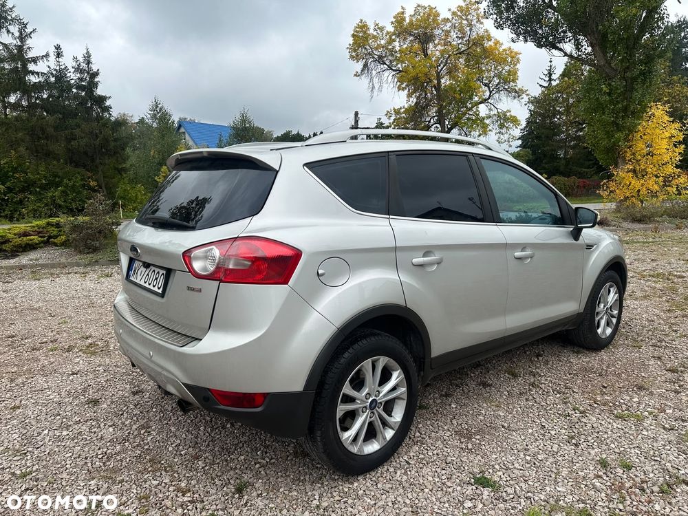 Ford Kuga 2.0 TDCi 2x4 Titanium - 5