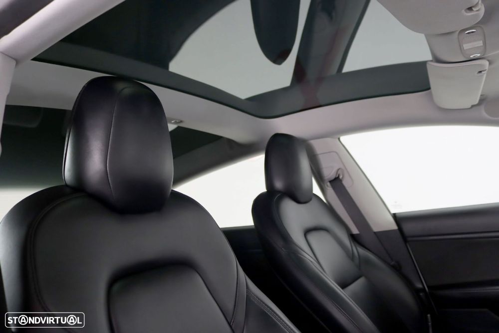 Tesla Model 3 Long-Range Dual Motor AWD - 16