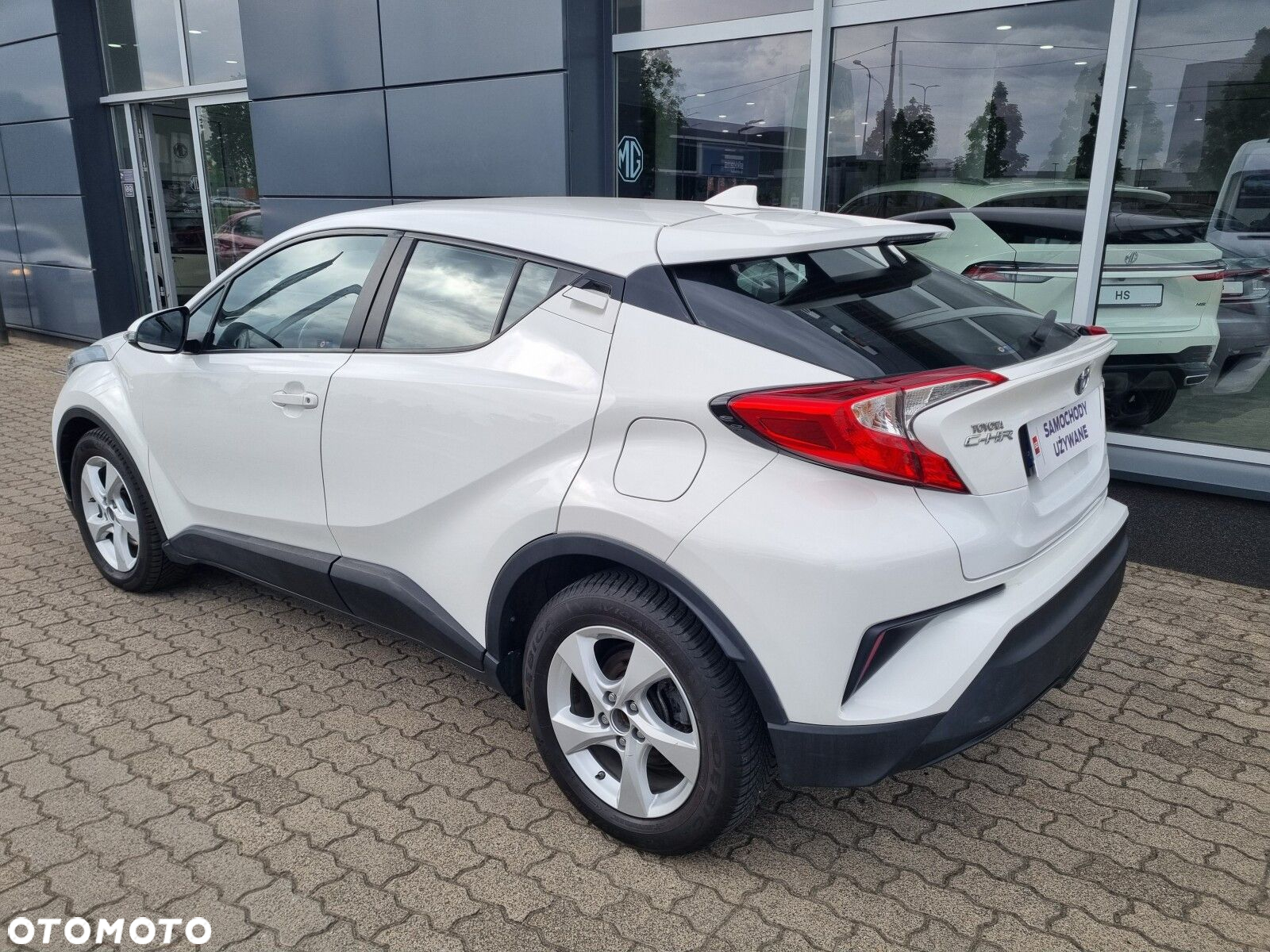 Toyota C-HR - 5
