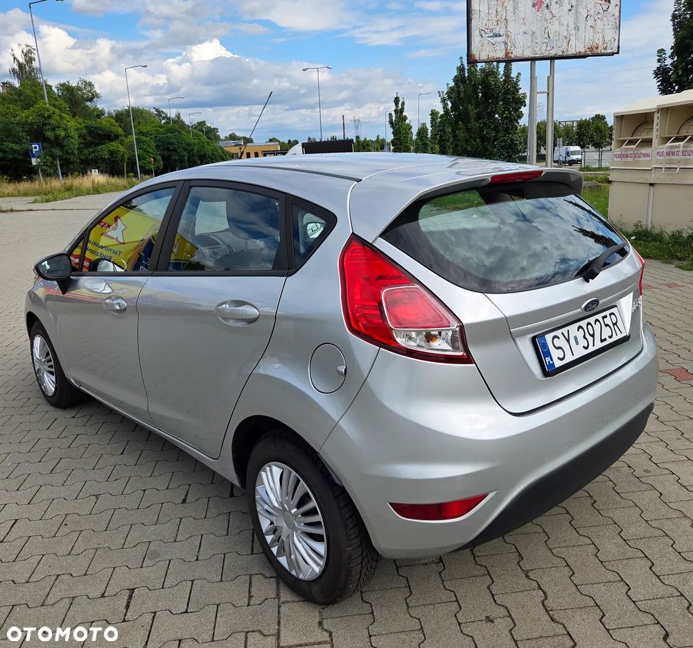 Ford Fiesta 1.25 Titanium EU6 - 3