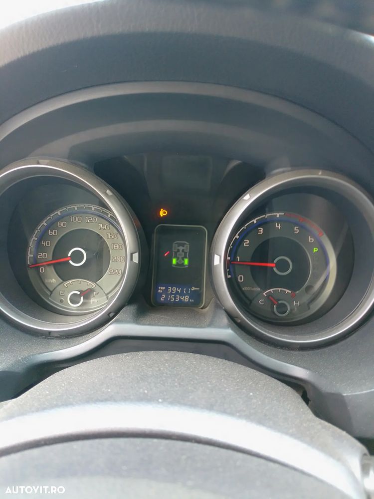 Mitsubishi Pajero - 7