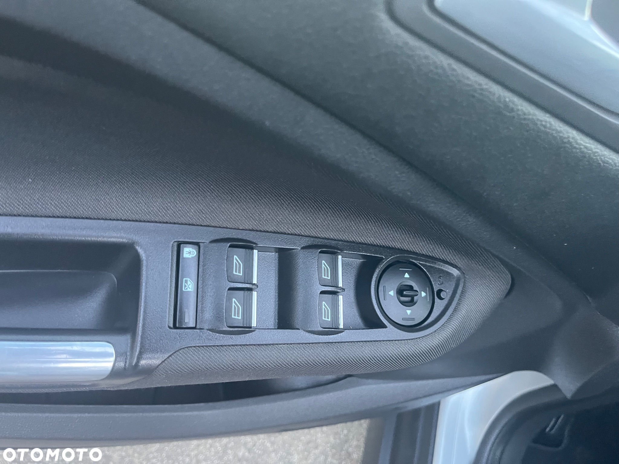 Ford Grand C-MAX 1.5 EcoBoost Start-Stopp-System Titanium - 17