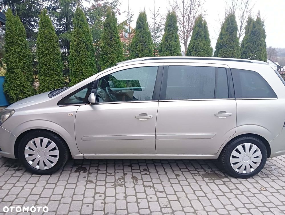 Opel Zafira 1.9 CDTI Cosmo - 10