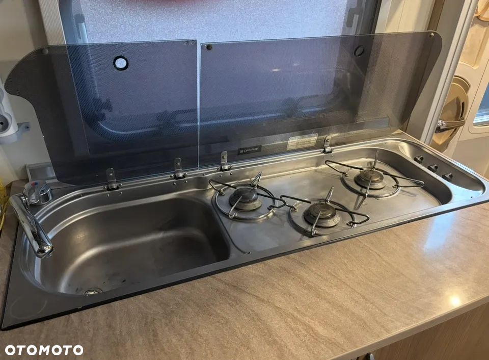 Burstner Averso fifty 450 - 14