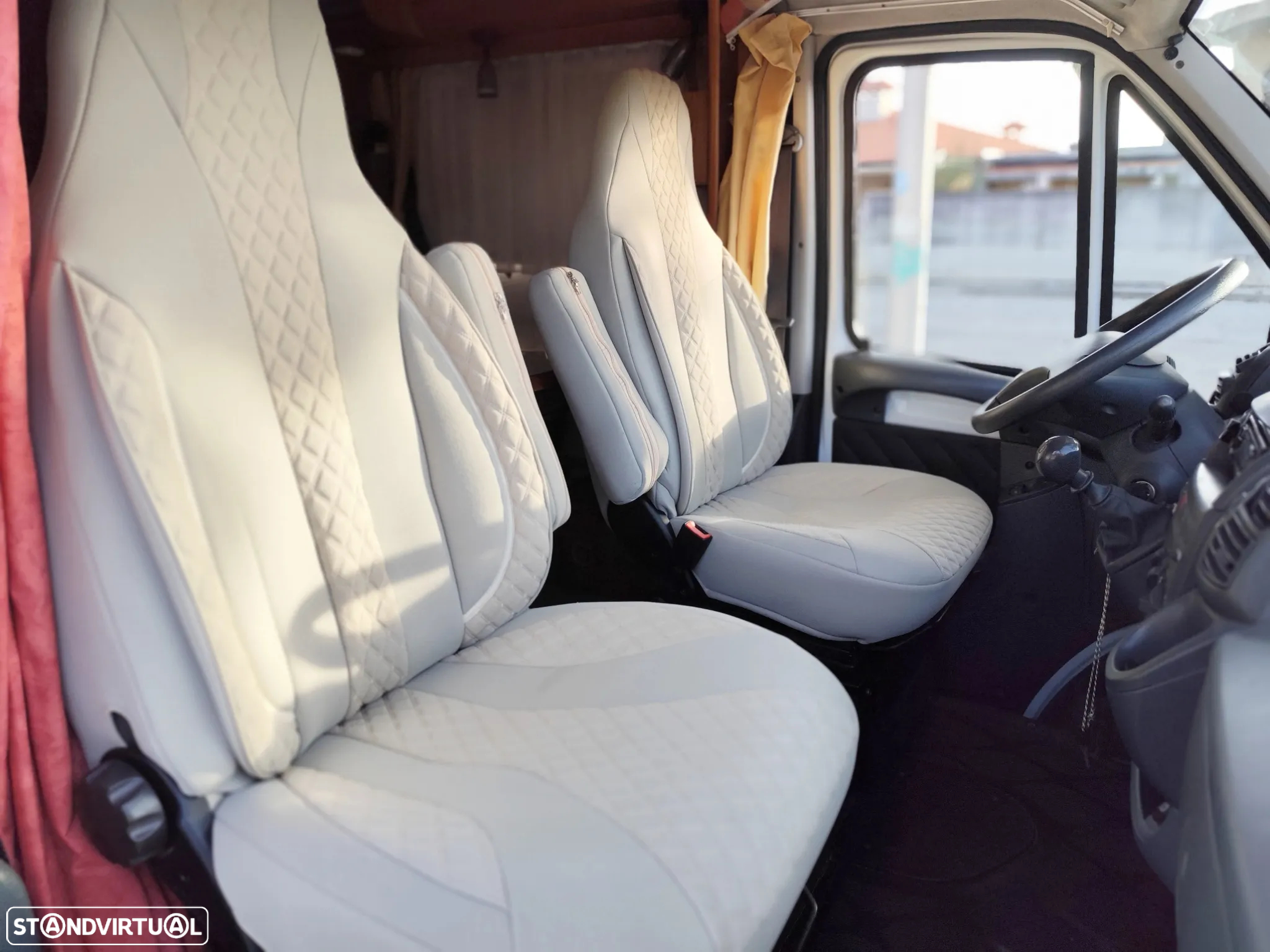 Hymer Car Eriba - 10