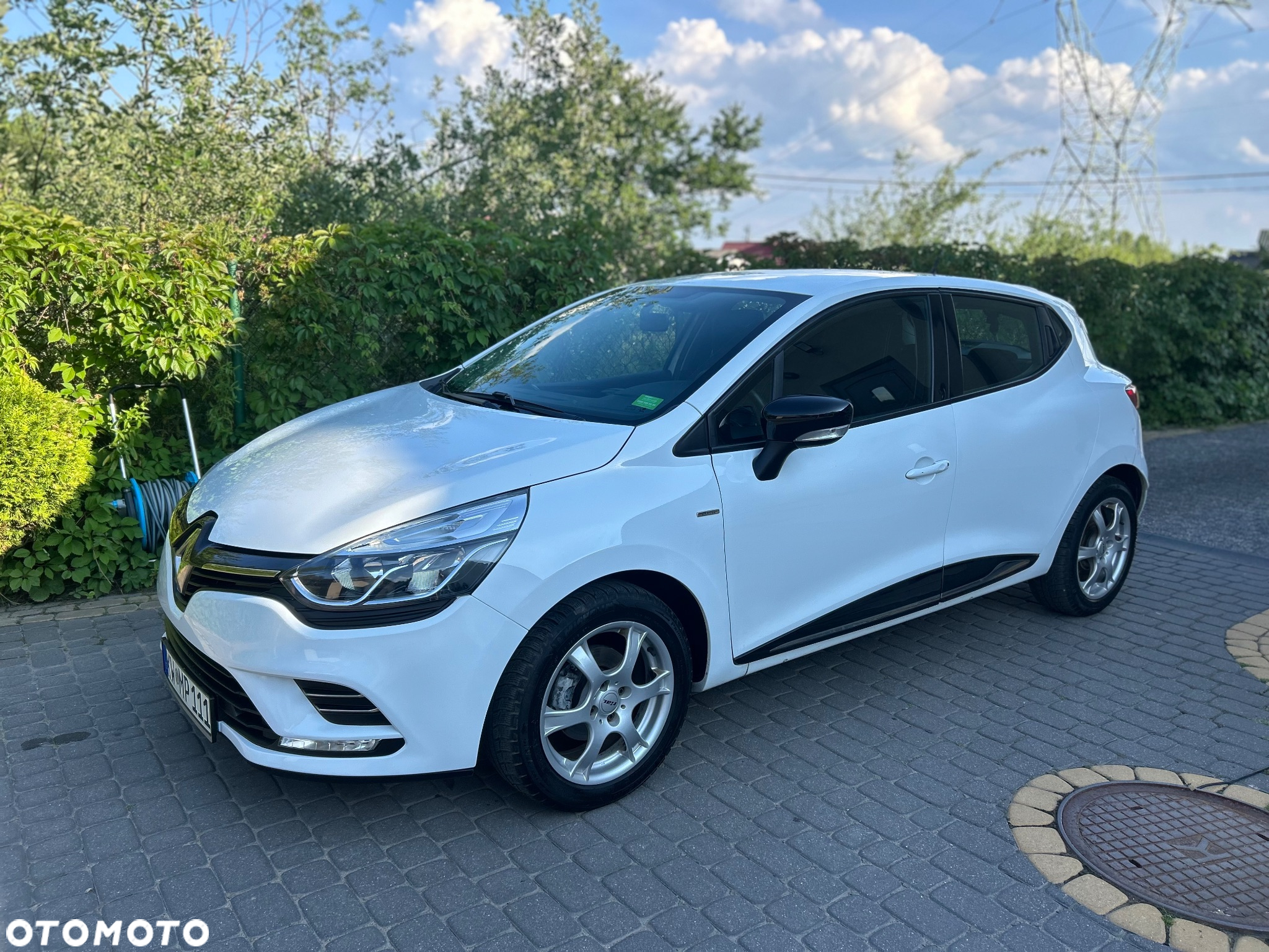 Renault Clio 1.2 16V Limited EU6 - 2