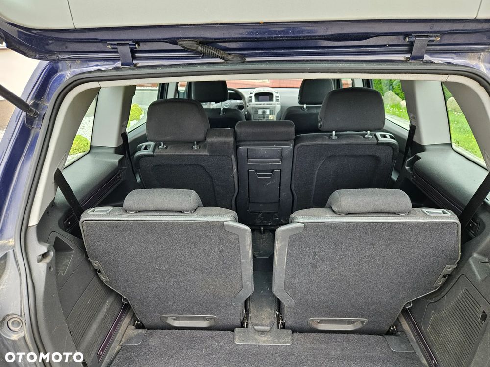 Opel Zafira - 9
