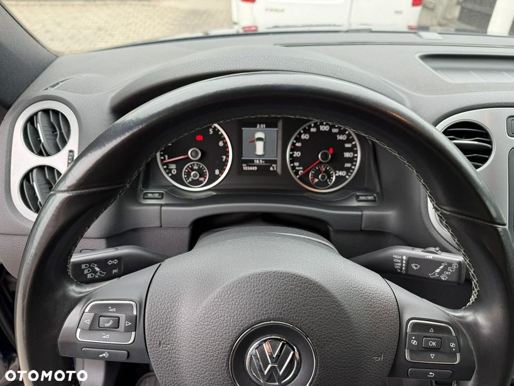 Volkswagen Tiguan - 9