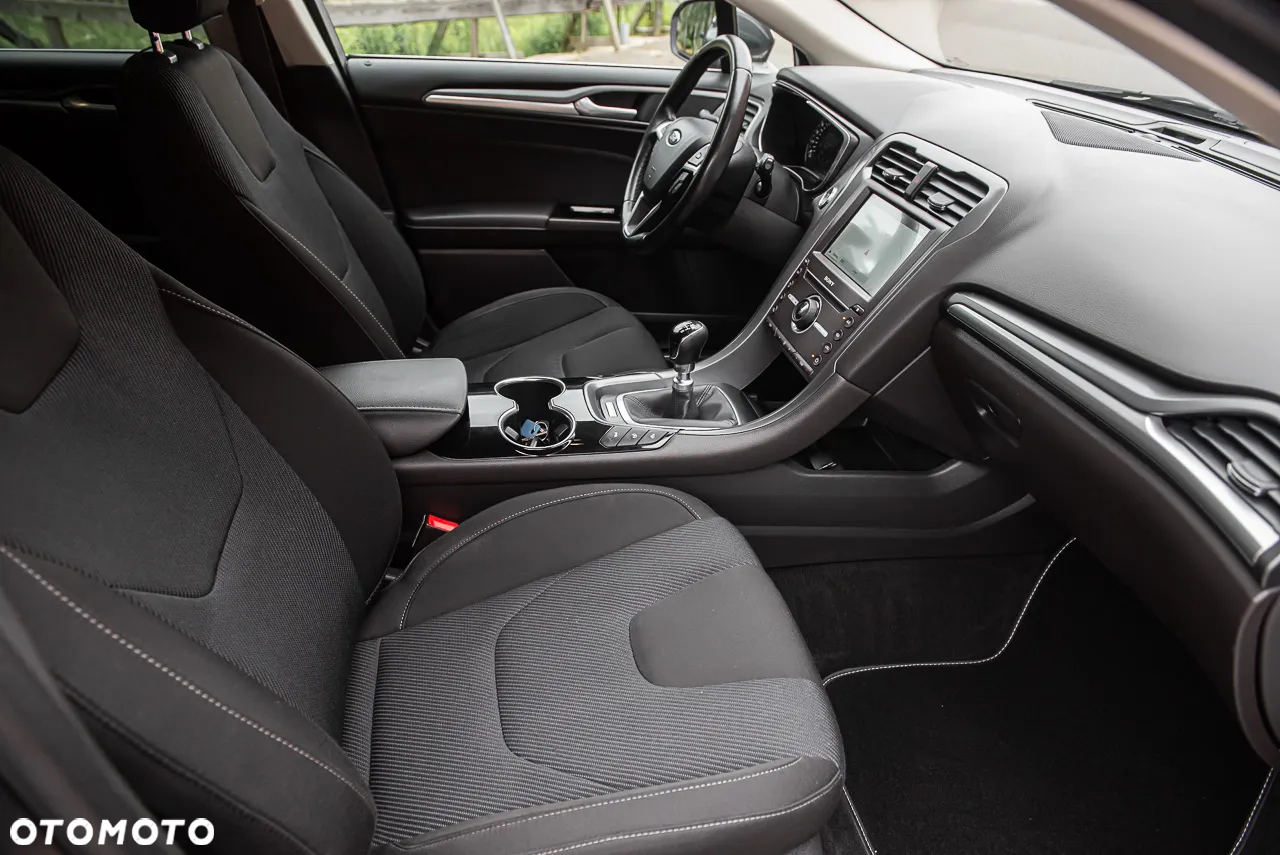 Ford Mondeo 2.0 EcoBlue Titanium - 31