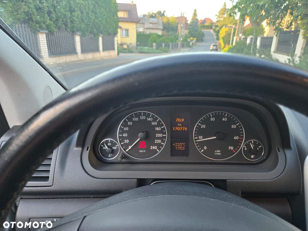 Mercedes-Benz Klasa A 160 BlueEFFICIENCY Avantgarde - 15