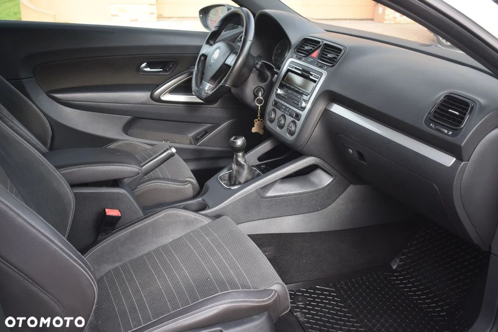 Volkswagen Scirocco 1.4 TSI R-Style - 13