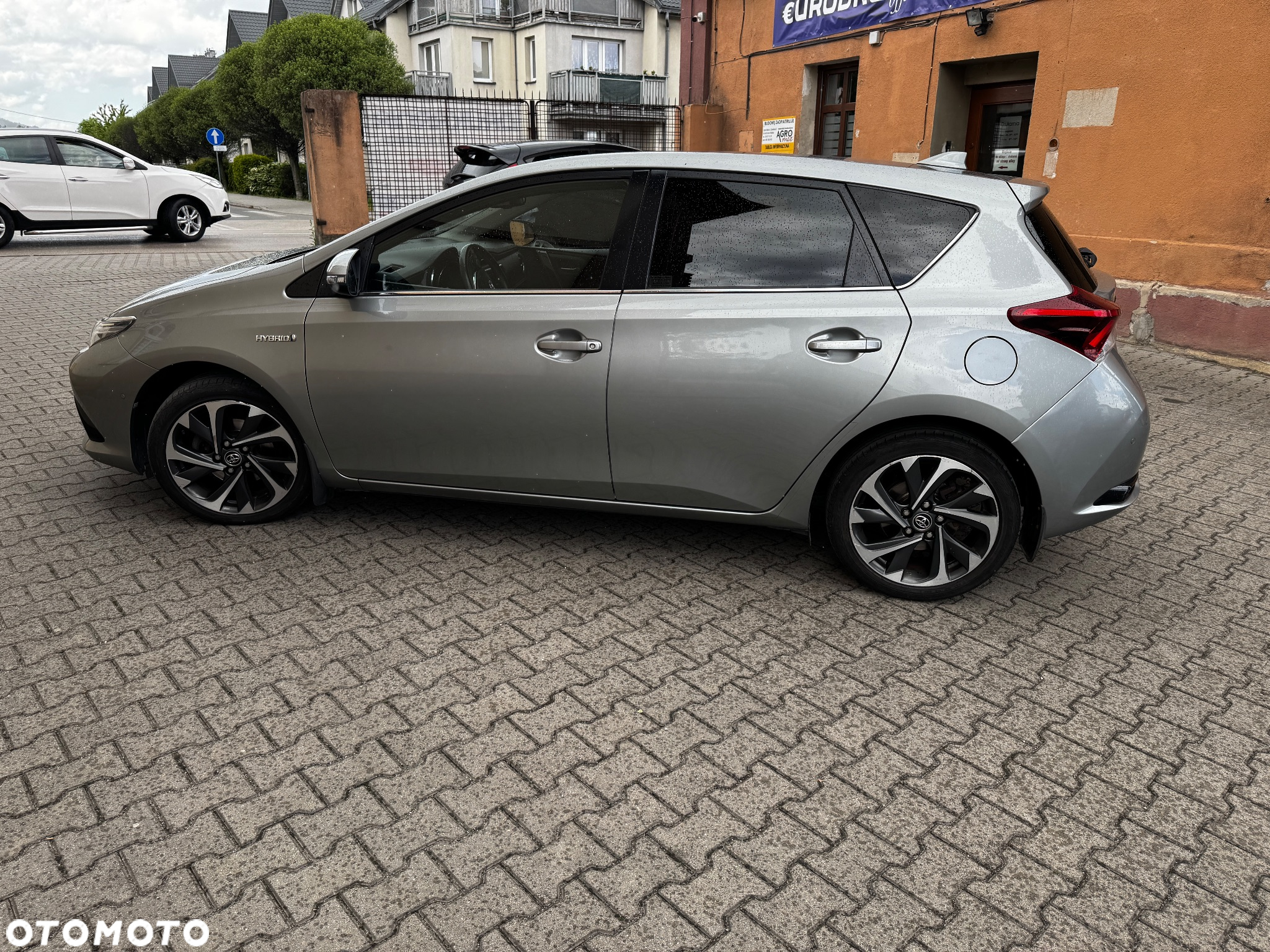 Toyota Auris Hybrid 135 Comfort - 11