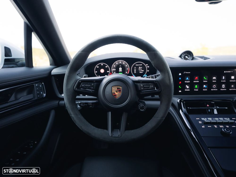 Porsche Panamera 4 E-Hybrid - 21